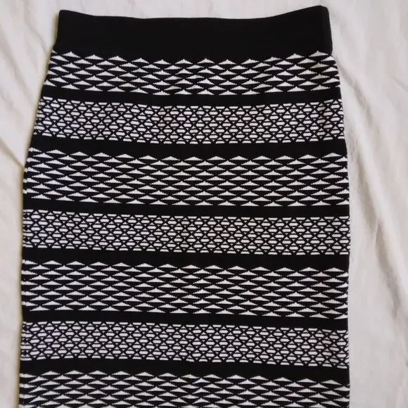 Cato Established 1946 Knit Sweater Skirt Black White Women's Size M - Picture 2 of 9